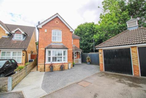 Doulton Close, Church Langley