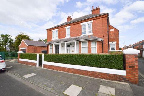 Middle Street, Blyth