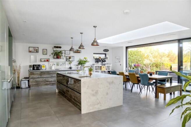 Kitchen/Dining Room