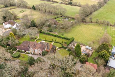 Hammerpond Road, Plummers Plain, Horsham, West Sussex, RH13