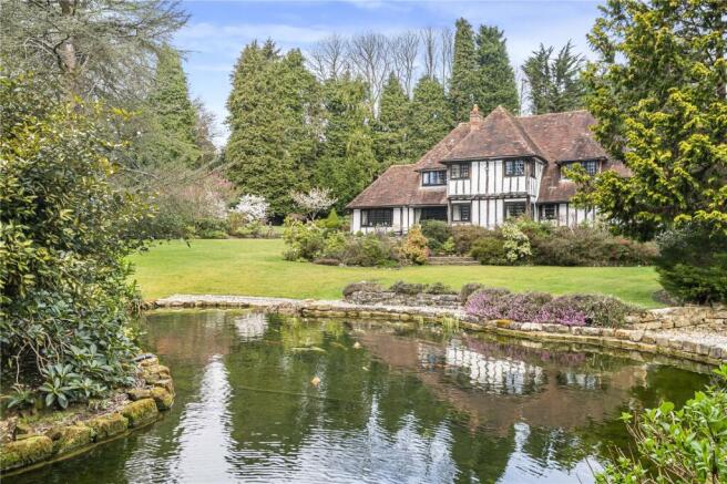 Tudor Manor