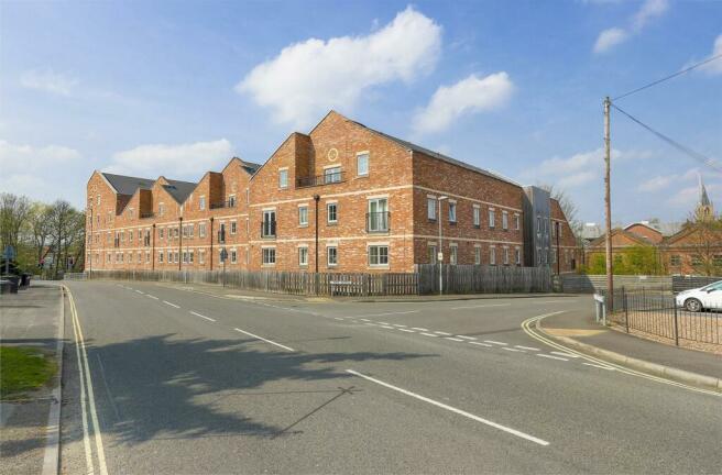 1 bedroom apartment for sale in Piccadilly Heights Wain Avenue