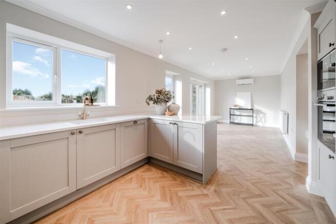 KItchen-Diner-2.jpg