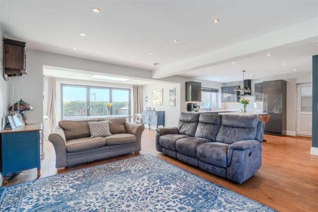Open Plan Living_-9.jpg