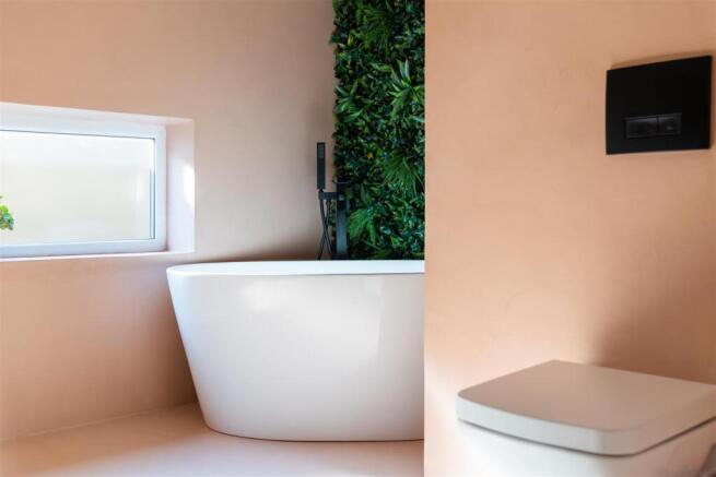 Bathroom-6.jpg
