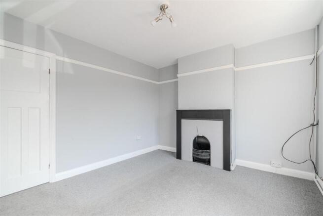 Living Room-3.jpg