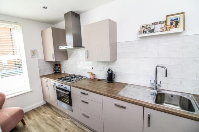 Kitchen Pic 3.