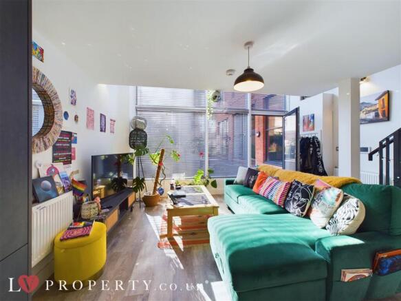 CAM05016G0-PR0035-ST