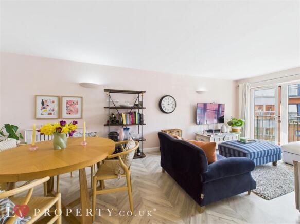 CAM05016G0-PR0058-ST