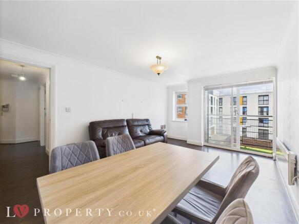 CAM05016G0-PR0074-ST