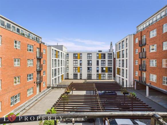 CAM05016G0-PR0074-ST