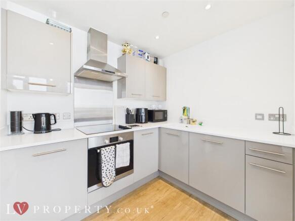 CAM05016G0-PR0105-ST