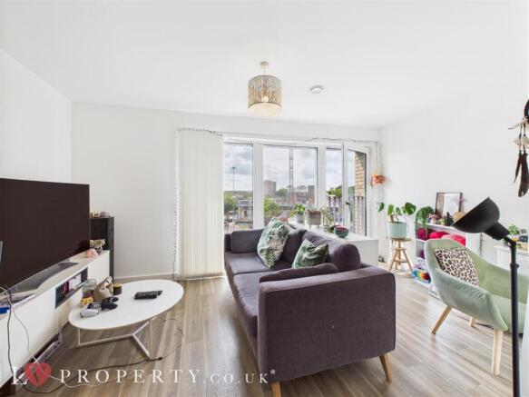 CAM05016G0-PR0080-ST