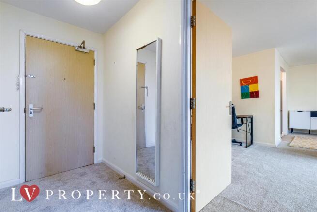 Full size Logo-18 (3