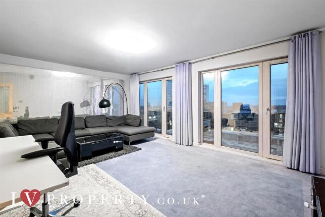 Full size Logo-10 (3