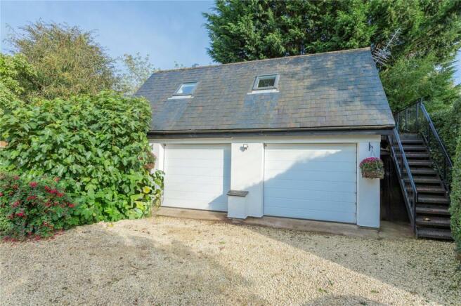 Garage/Annexe