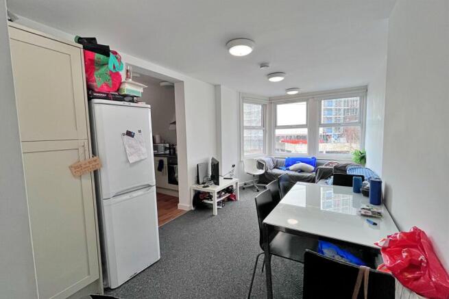 Living Kitchen Area
