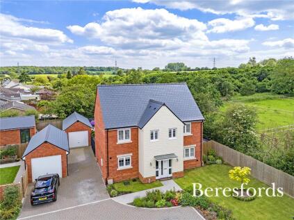 Lowefields, Earls Colne, CO6