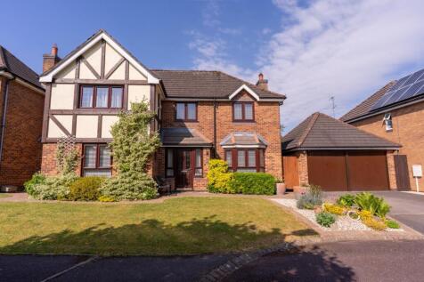 Streamside, Bishops Cleeve, Cheltenham, GL52