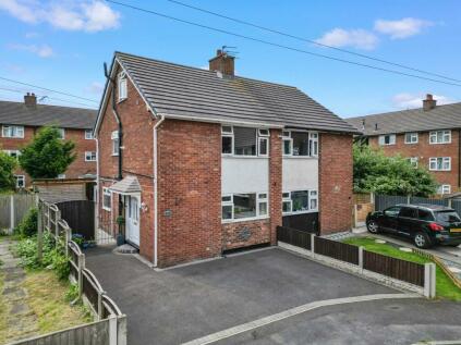 Lymm - 3 bedroom semi-detached house for sale