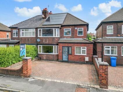 Bernard Avenue, Appleton, WA4