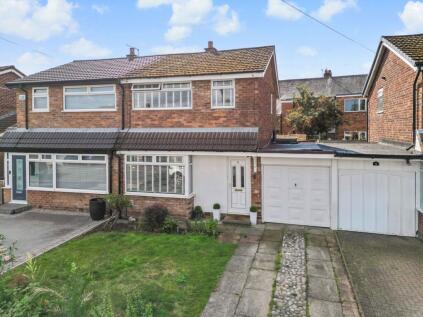 Evesham Close, Stockton Heath, WA4