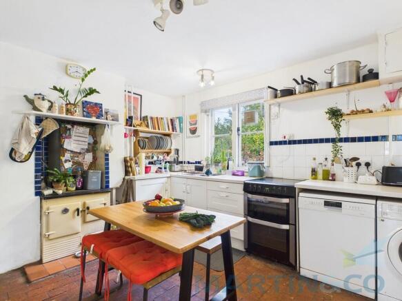 CAM01059G0-PR0319...