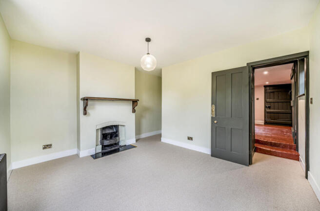 1343778-6-68b1b92...