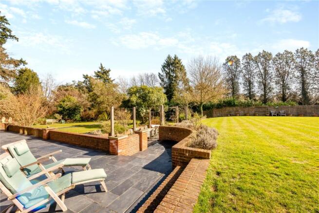 Terrace & Garden