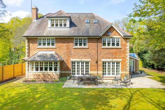 Redhill Lodge
