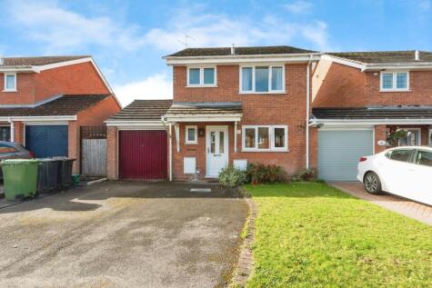 Sandringham Way, Frimley, Camberley, Surrey, GU16