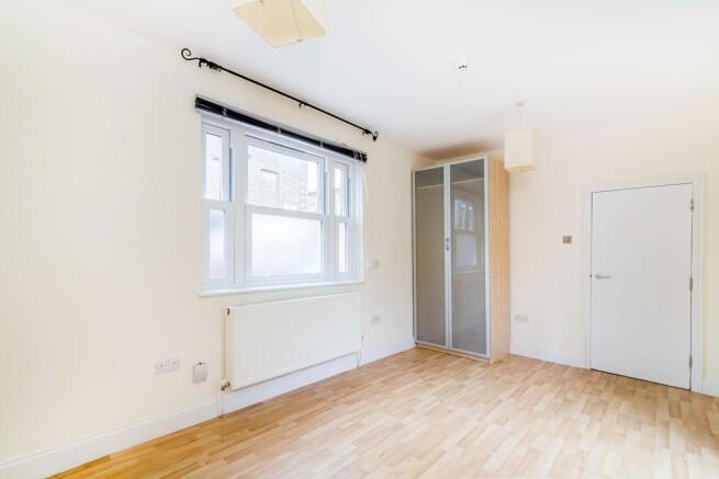 Studio Room