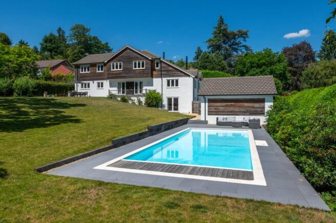 Pool & Garden