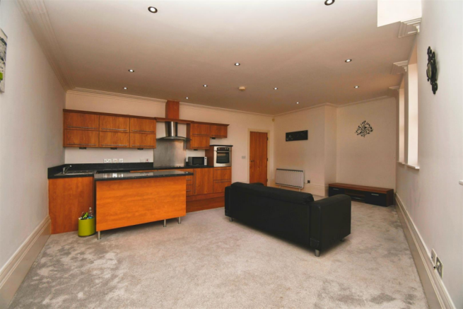 Open plan kitchen / diner