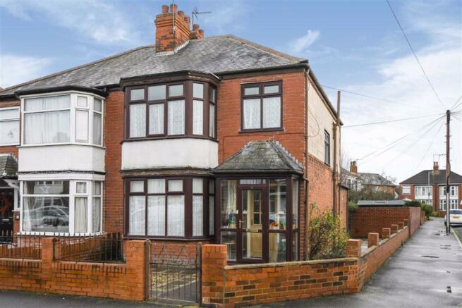 3 bedroom semi-detached house for sale in Southfield Road ...