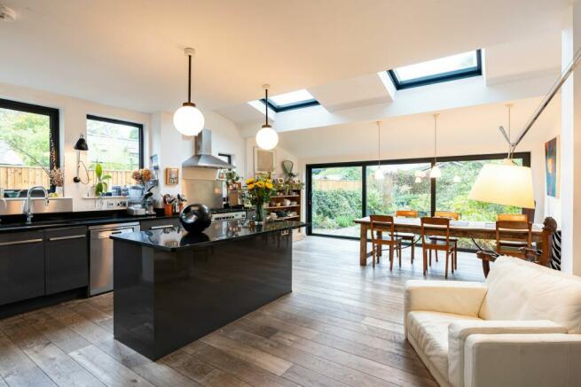 Kitchen / Dining Room