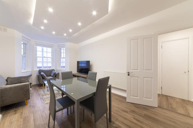 Living Room (2)