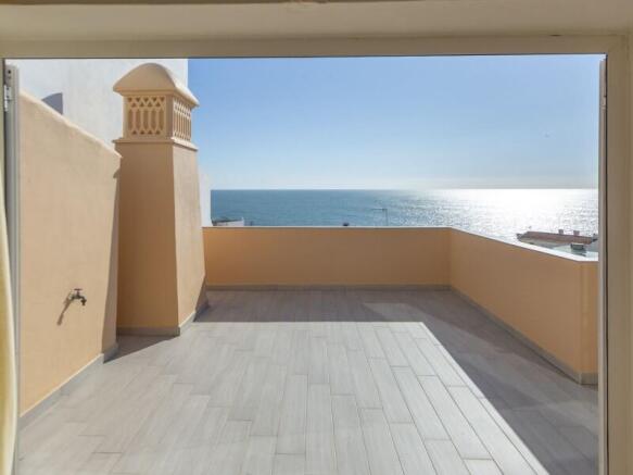 Villa with panoramic sea views and terraces