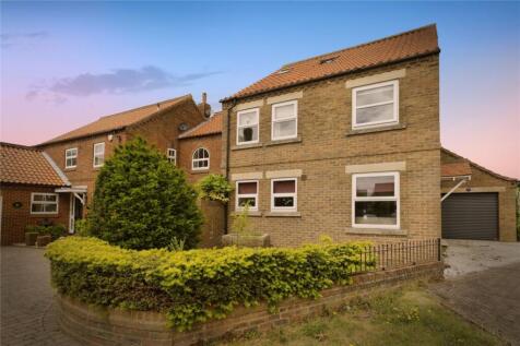 Swan Farm Court, Deighton, York, North Yorkshire, YO19