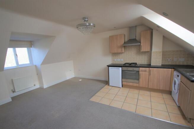 Lounge/Kitchen