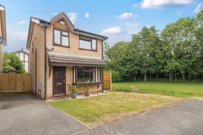 9 Elm Avenue, Ashby-De-La-Zouch