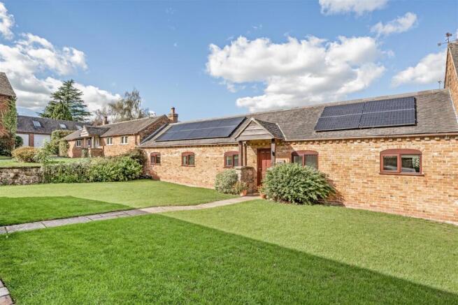 20 Manor Drive, Worthington