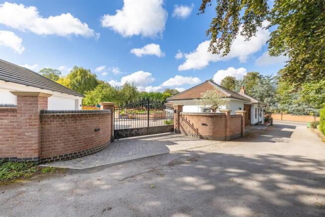 31 Measham Road, Ashby