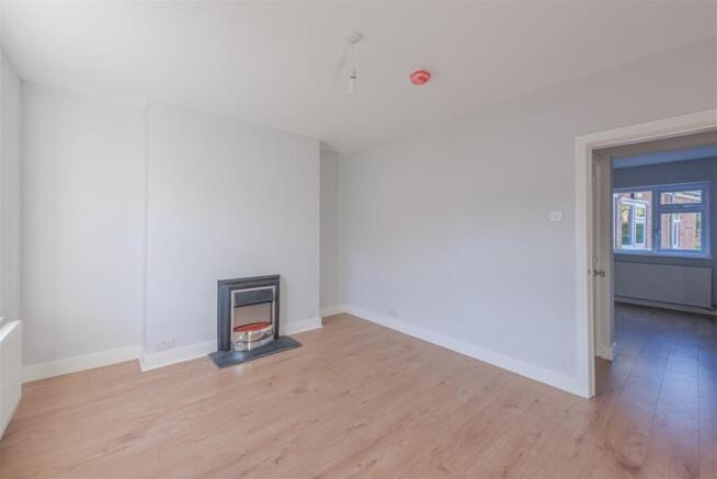 11 Derby Road, Ashby