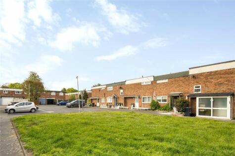 Westmorland Close, Aldersbrook, London, E12