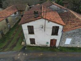 Photo of Champagne-Mouton, Charente, 16350, France