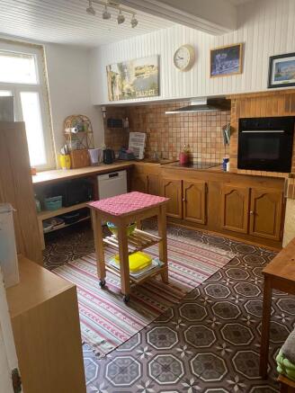Photo 3