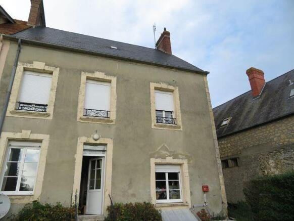 Photo 1