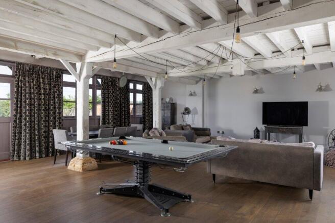 Sitting/Dining Rm