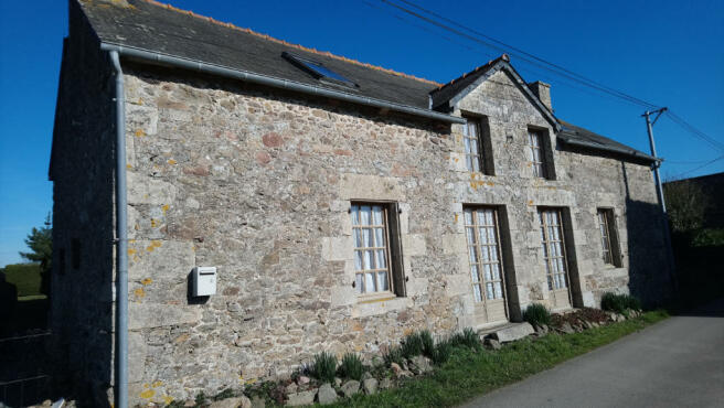 2 bedroom house for sale in Plestan, Bretagne, 22640, France, France